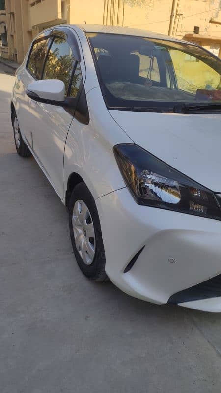 Toyota Vitz 2015 6