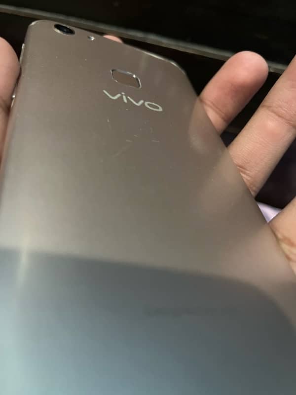 VIVO Y75A 0