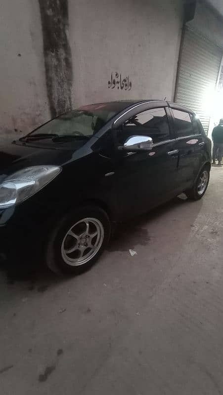 Toyota Vitz 2010 6