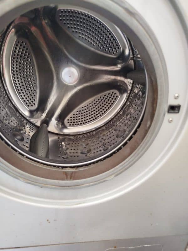 LG automatic washing machine 3