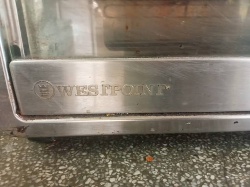 West Point electric oven 0