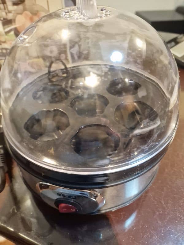 Egg boiler almost new condition 8