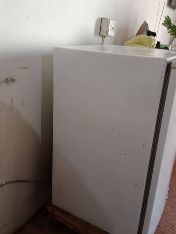 small Dawlance fridge with mini built in freezer good quality 5