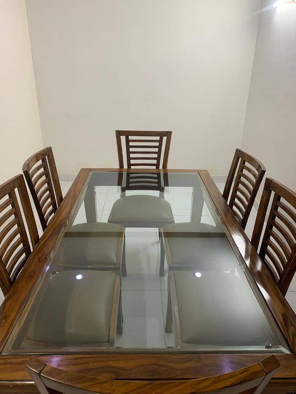 6 seater dining table for sale 1