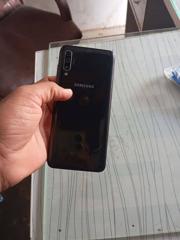 Samsung galaxy A70 3