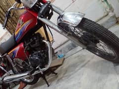 Honda 125 good condition good sound Japanese bike with biometric