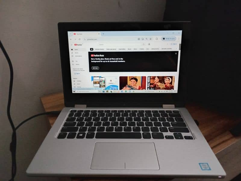 Dell laptop i3 8gb ram 128gb ssd 1