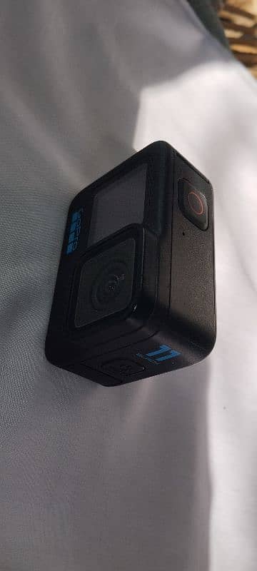 New GoPro Hero 11 - Capture Life's Adventures in Stunning 5.3k 4