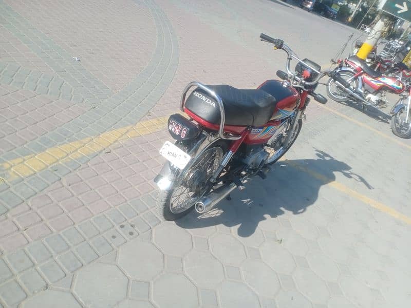 Honda cd 70 1