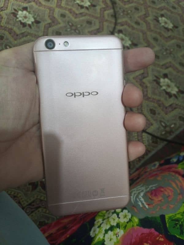 oppo mobile   just like new *no open no repair* 4