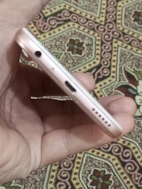 oppo mobile   just like new *no open no repair* 6