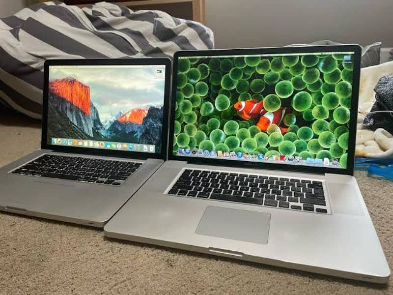 Macbook pro 17 inch mint condition 1