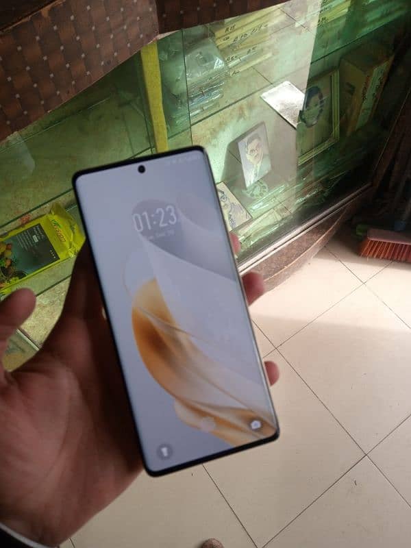 infinix zero 30 8.8 256 5 month warenty full box 1