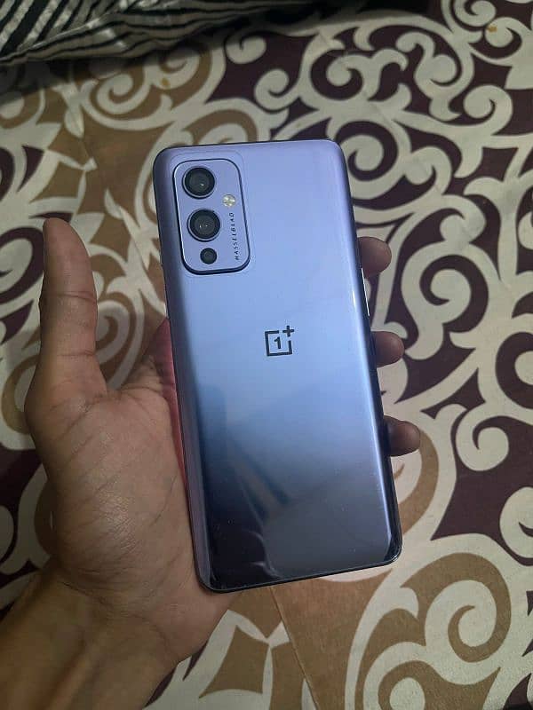 OnePlus 9 5g 1