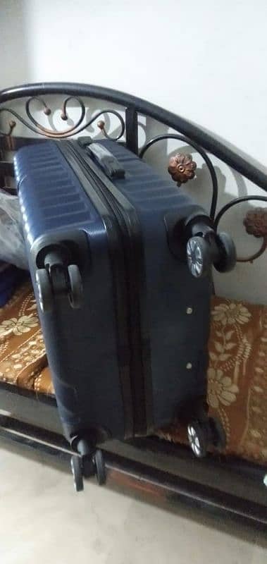 sonada luggage. . 1