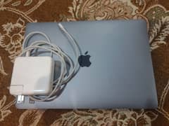 apple Mac book pro core i7 10th generation