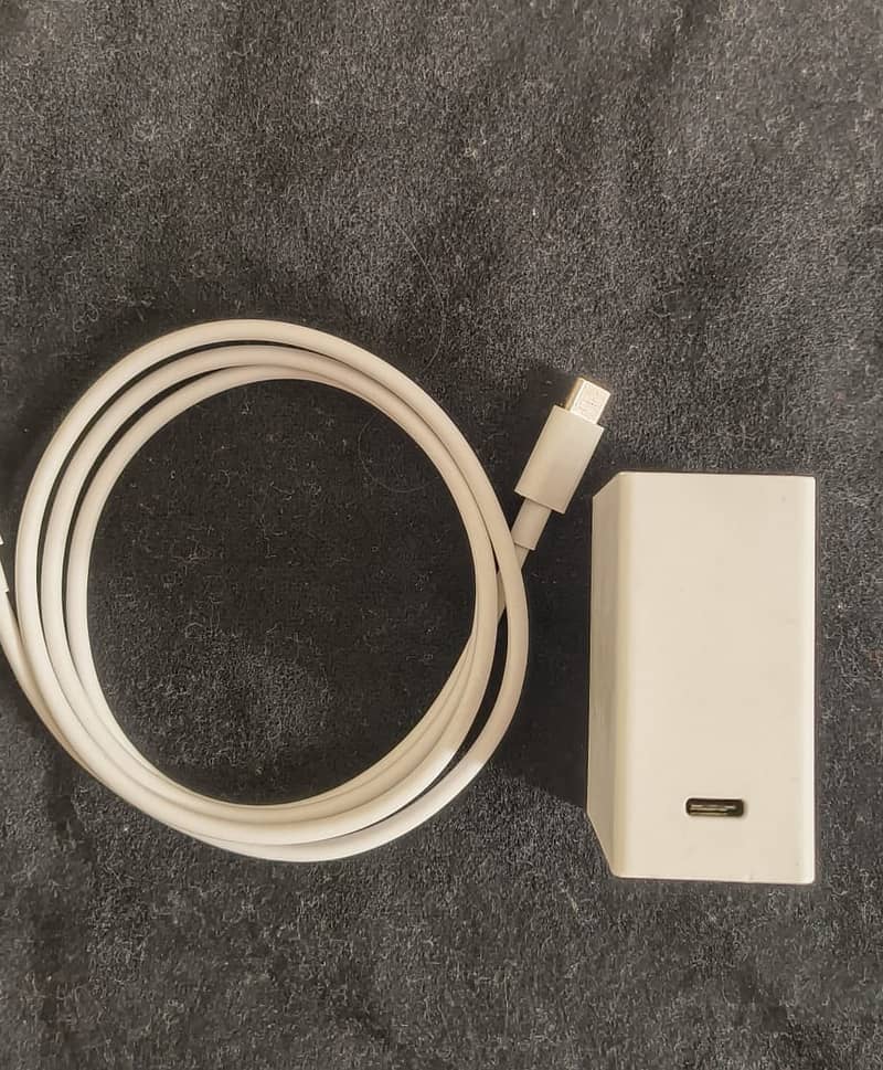 Google 45W USB-C Power Charger (Original) with Type-C Cable 2