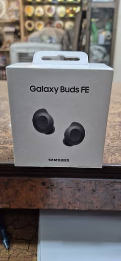 Brandnew Samsung Galaxy Buds FE (Graphite)