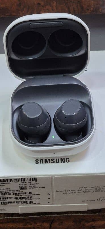 Brandnew Samsung Galaxy Buds FE (Graphite) 5