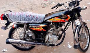 "GENUINE" Honda CG-125cc (2021) in Excellent Condition. . . . . 03030255582