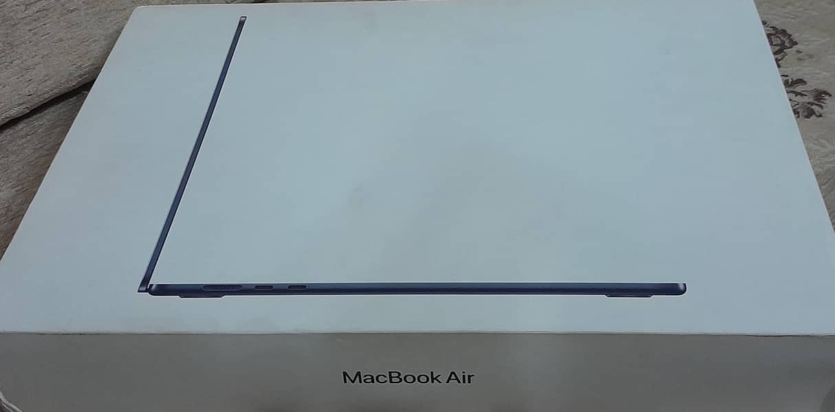 Orignal MacBook Air M2 8/256 GB 15 Inch 0