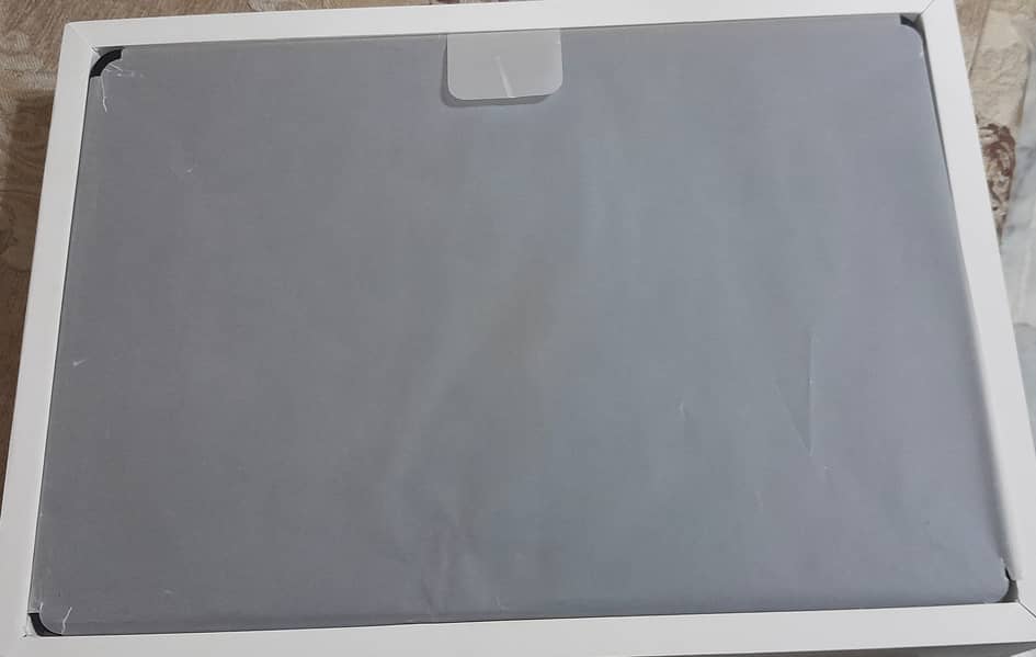 Orignal MacBook Air M2 8/256 GB 15 Inch 2