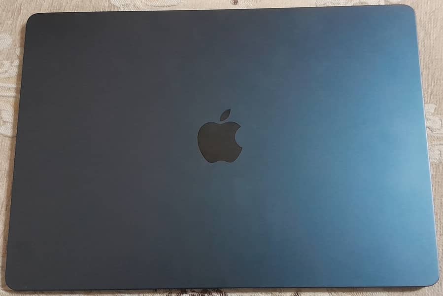 Orignal MacBook Air M2 8/256 GB 15 Inch 6