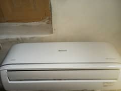 Orient 1 ton DC Inverter Heat and Cool