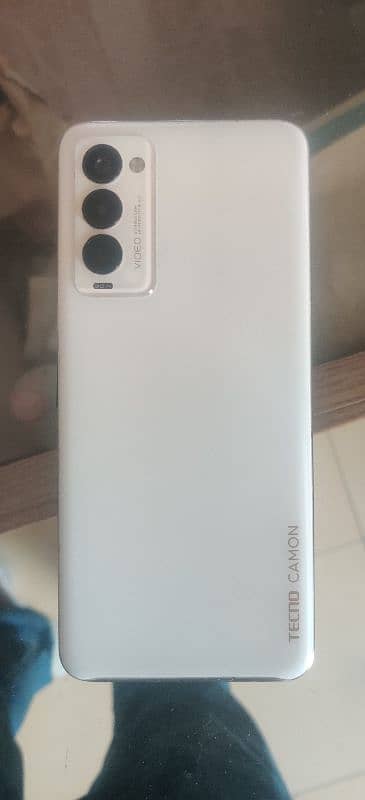 Tecno camon 18P  8/128 GB with Box 0