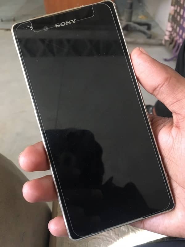 sony experia z4 3GB 32GB PTA Approved 1