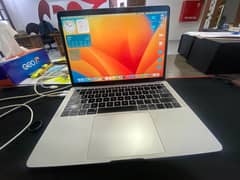 Macbook Air 2019 Neat & Clean For Sale