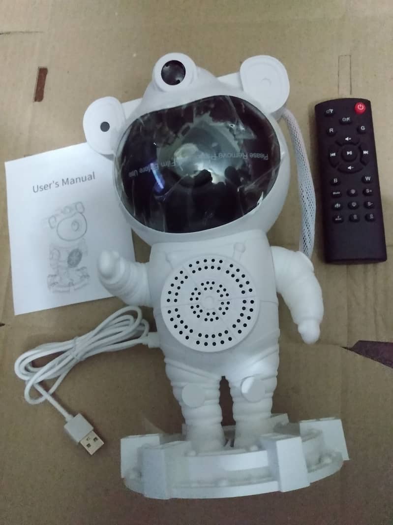 Musical Toys /unique and desent gift, this Astronaut musical light 4