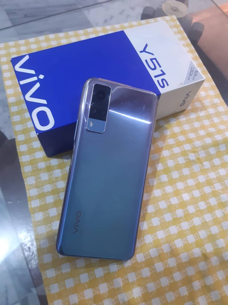 Vivo Y51s  8/128 1