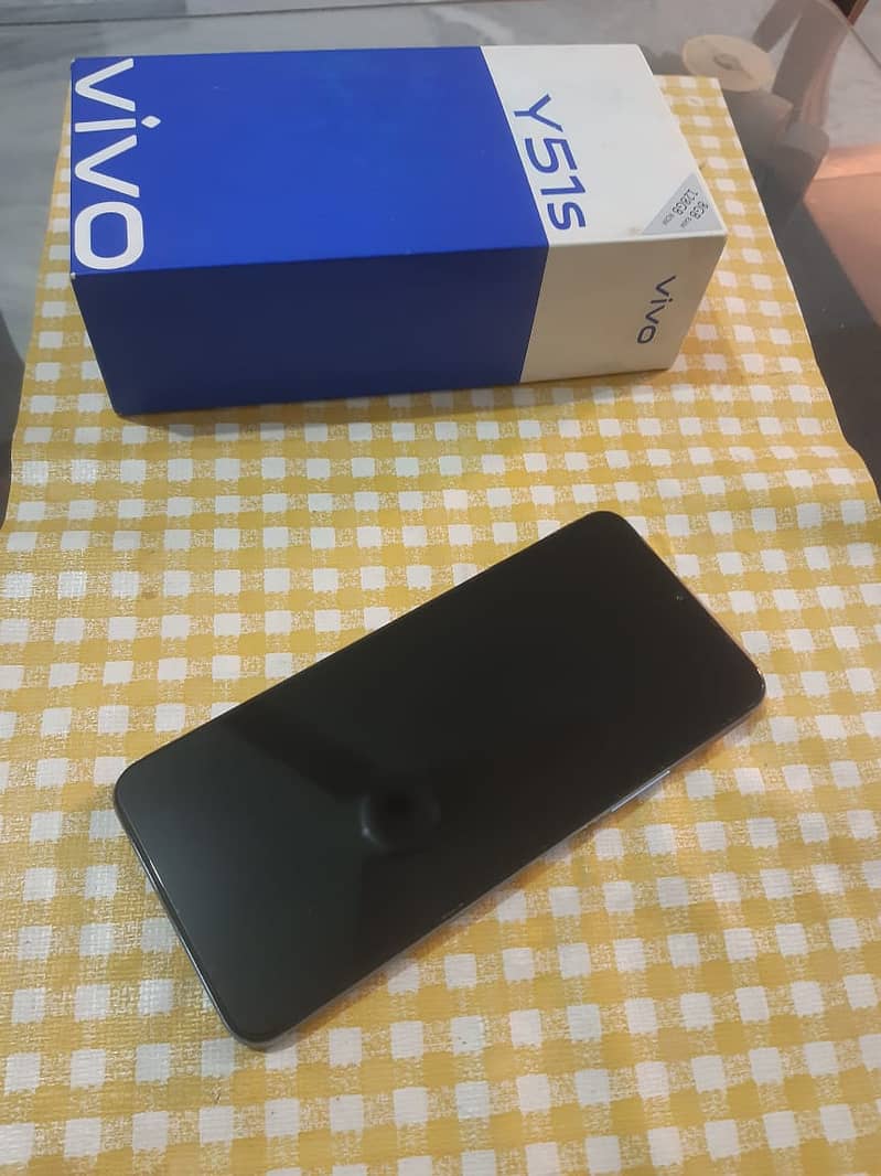 Vivo Y51s  8/128 5