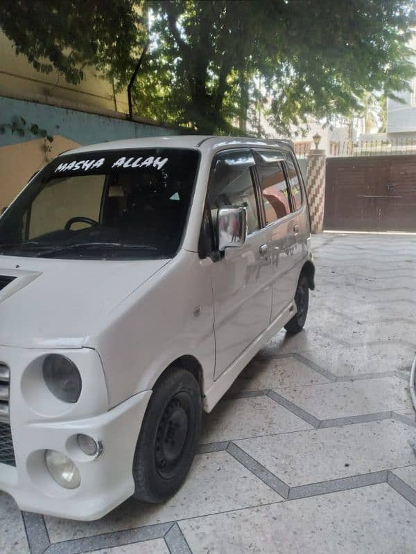 Daihatsu Move same is ,hijet, suzuki every,mada skram,nissan clipper 2