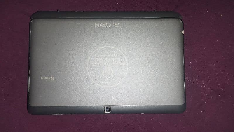 laptop Y11B Haier 4