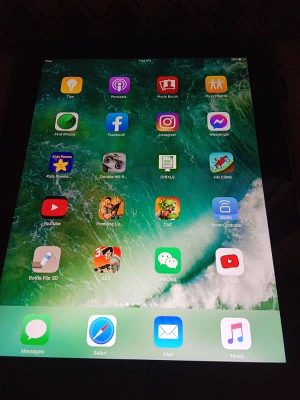 Apple ipad 4/4th gen USA stock  price challenge to all pakistan HD Ele 1