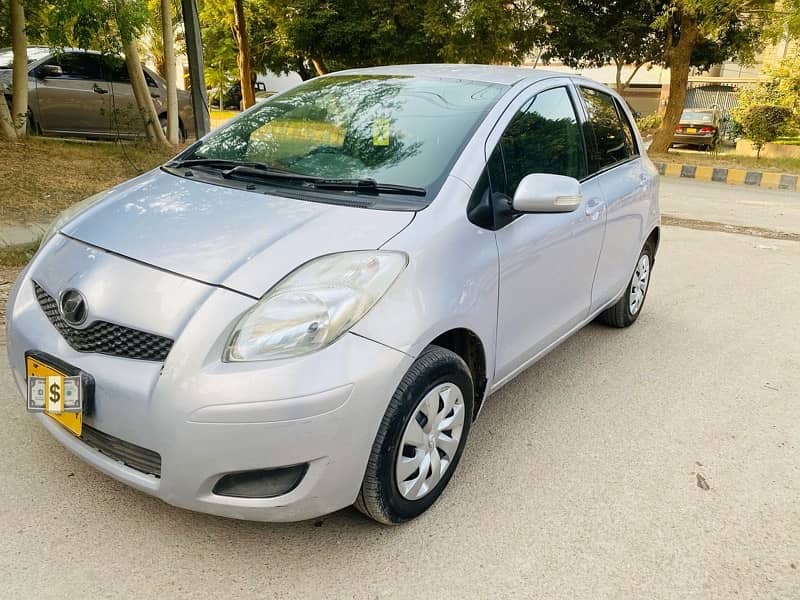 Toyota Vitz 2008 3