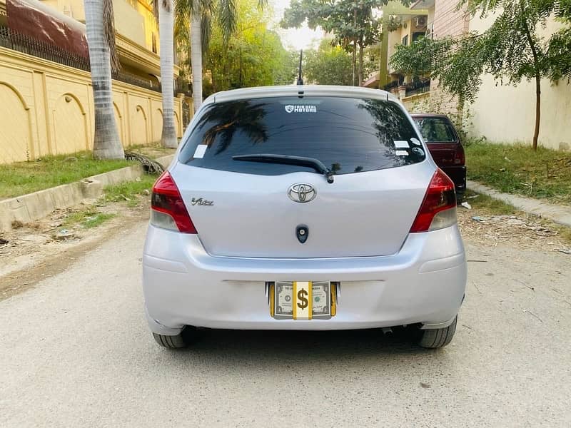 Toyota Vitz 2008 4