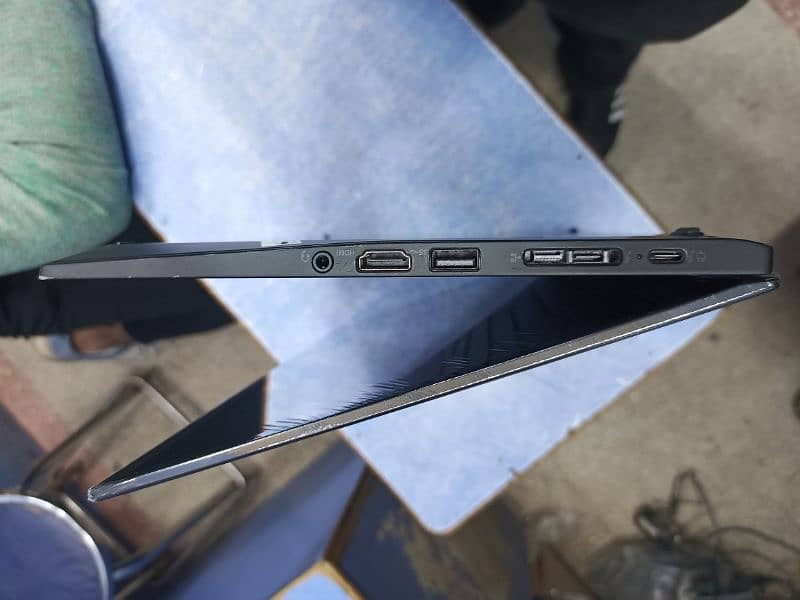 Lenovo X1 Carbon Core i5 8th Gen 8GB Ram 256GB NVME with FHD IPS Disp. 10