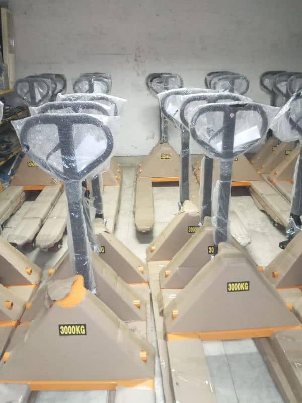 Hand pallet truck 3000kg 0