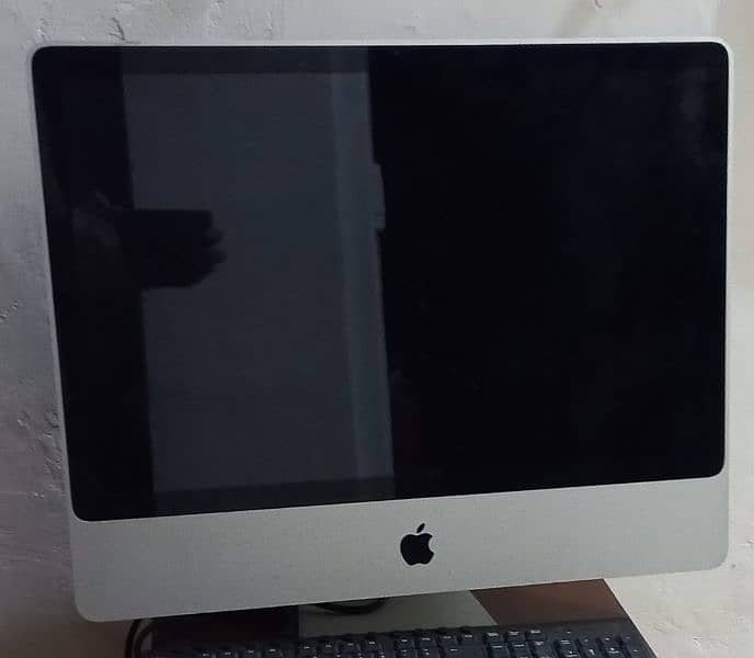 Apple iMac All in One Desktop PC 2