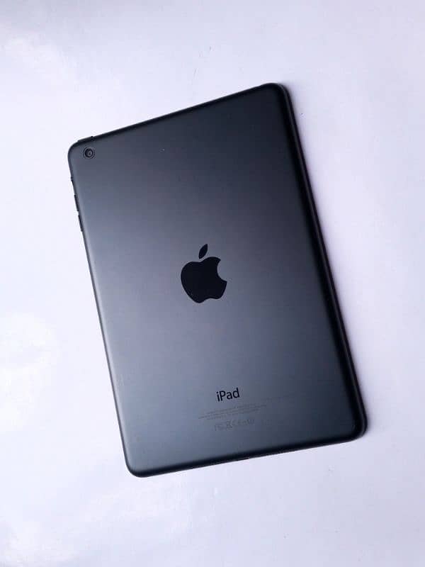 APPLE IPAD MINI 1ST GENERATION 10/10 4