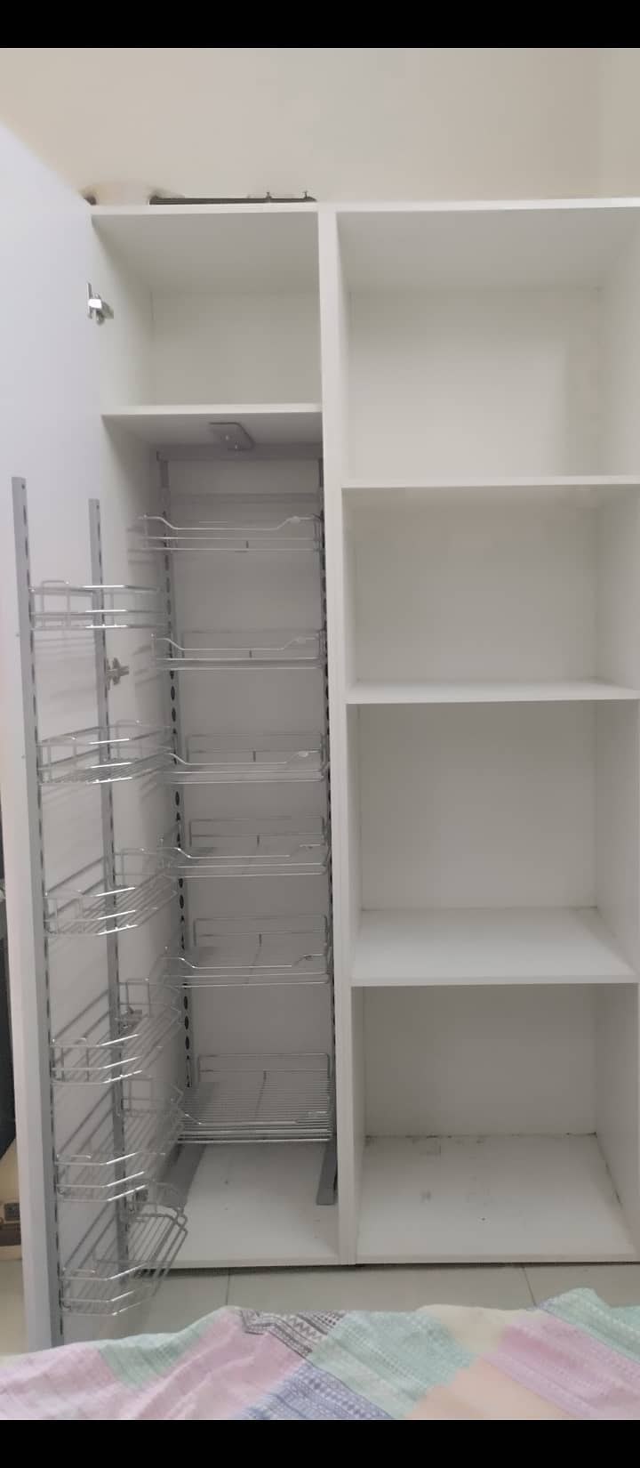 Kitchen cabinet with tall unit 0