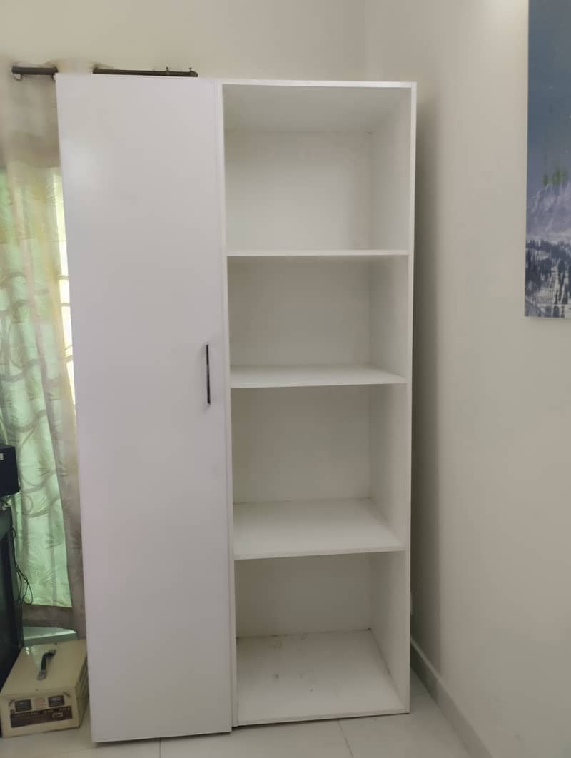 Kitchen cabinet with tall unit 2