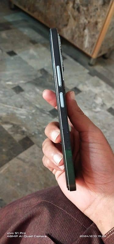 vivo y19s 3