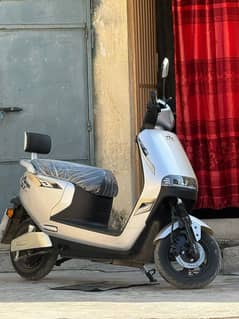 Electric Scooty for girls