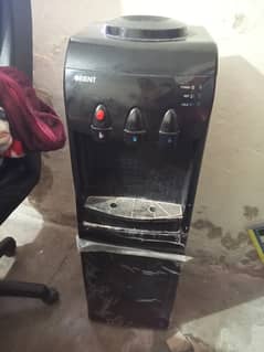 6 months old water dispenser