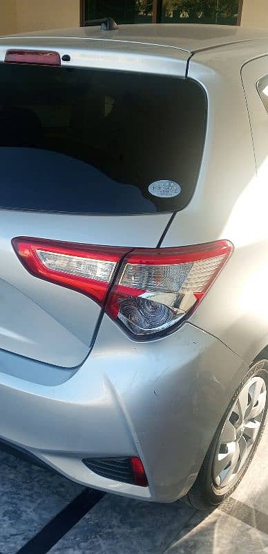 Toyota Vitz F. 10 2018 Right side light 1