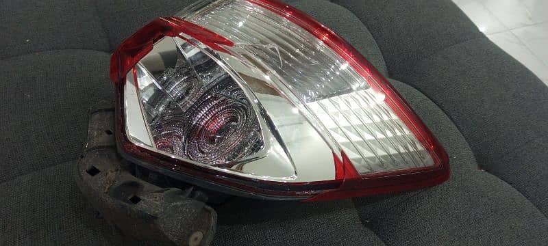 Toyota Vitz F. 10 2018 Right side light 3